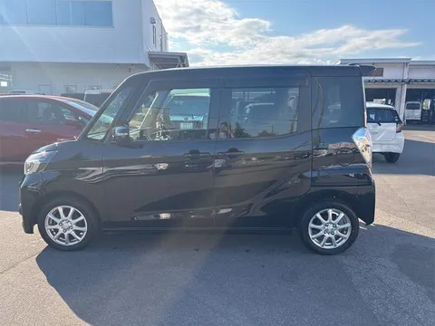 Mitsubishi eK Space Custom