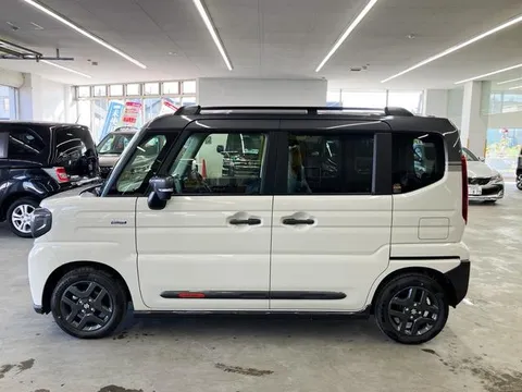 Suzuki Spacia Gear