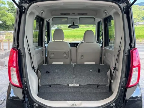 Mitsubishi eK Space