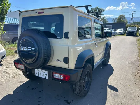 Suzuki Jimny Sierra