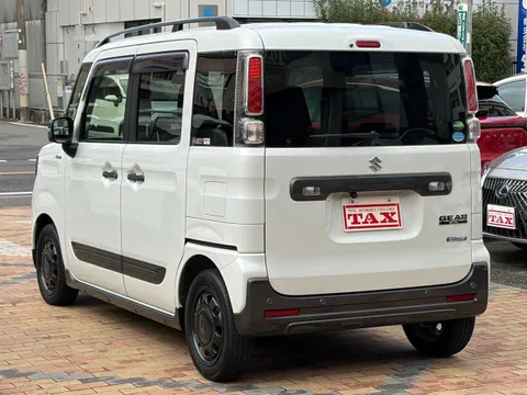 Suzuki Spacia Gear