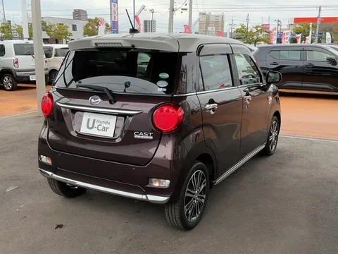 Daihatsu Cast