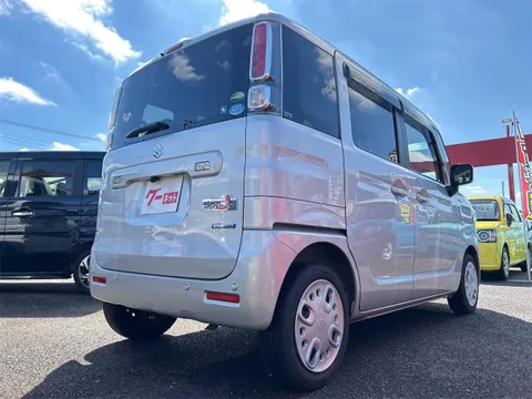 Suzuki Spacia