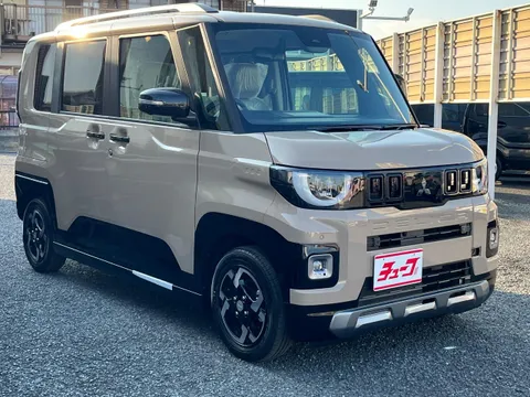 Mitsubishi Delica Mini