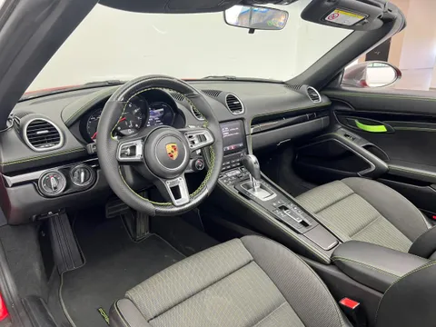 Porsche 718