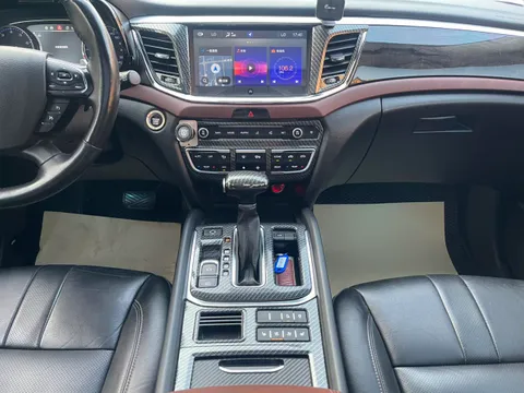 Gac GS8