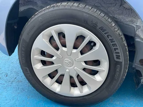 Toyota Yaris (Vitz)
