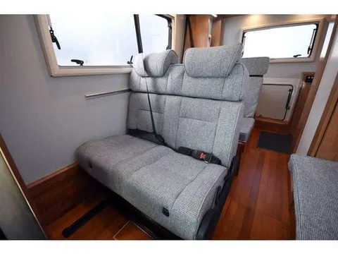 Toyota TownAce Van