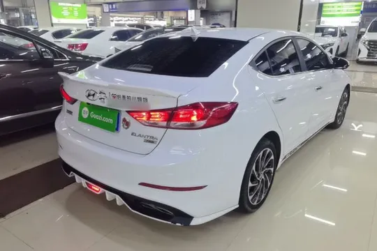 Hyundai Elantra (6th Generation / Lingdong)