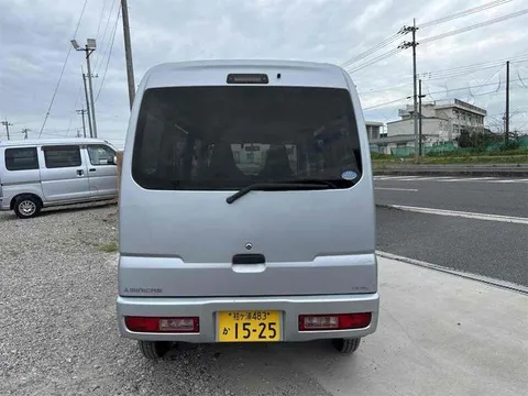 Mitsubishi Minicab Van