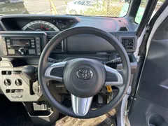 Toyota Pixis Mega