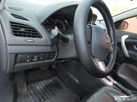 Renault SM3