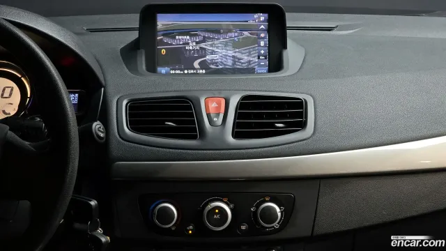 Renault SM3