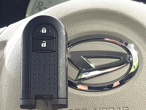 Daihatsu Mira Tocot