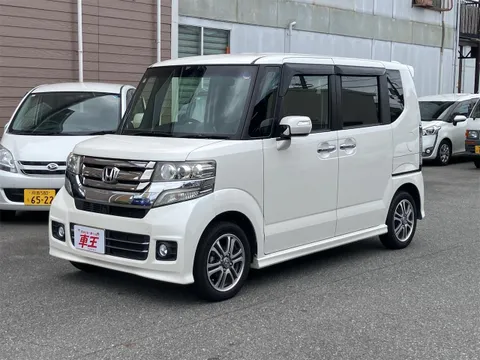 Honda N-BOX Custom