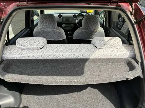 Daihatsu Mira Gino