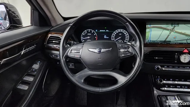 Genesis G90 (EQ900)