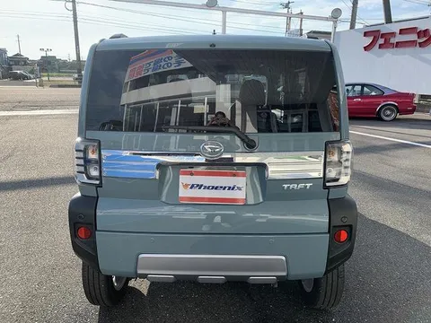 Daihatsu Taft