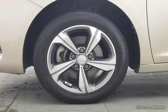 Geely Emgrand GL