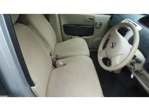 Nissan Otti