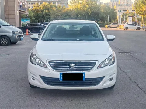 Peugeot 408