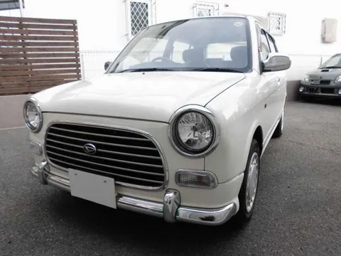 Daihatsu Mira Gino