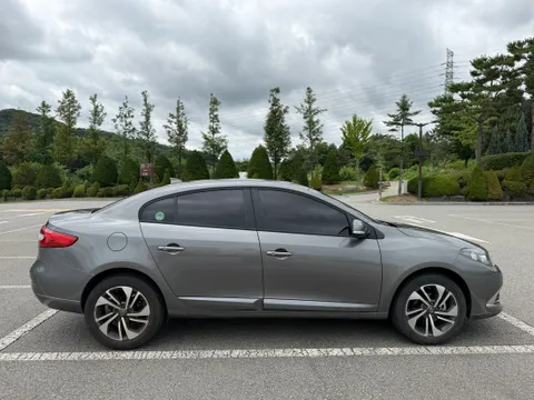 Renault SM3