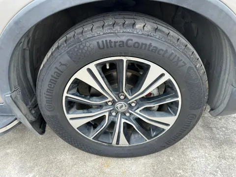 Dongfeng AX7