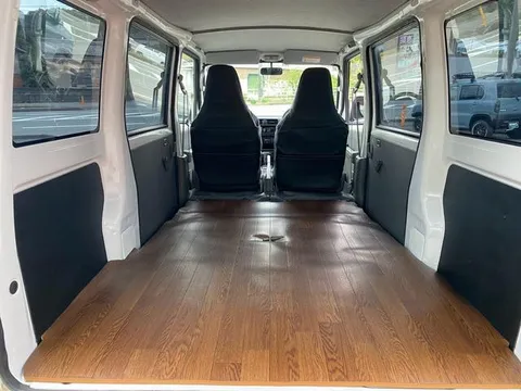 Mitsubishi Minicab Van