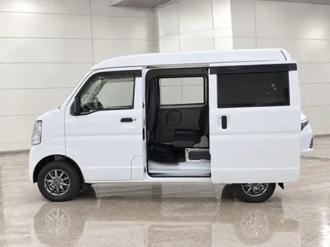 Nissan Clipper