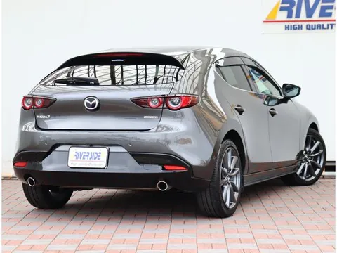 Mazda MAZDA3 Fastback