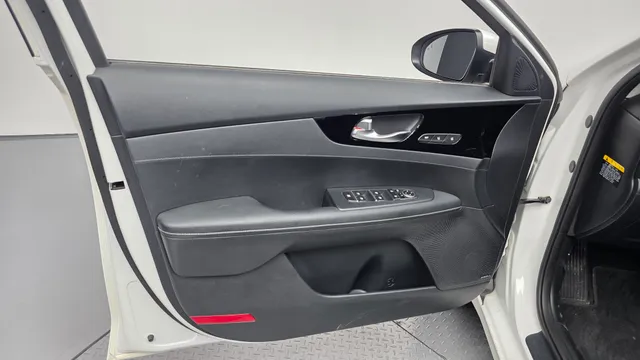 Kia Cerato (K3)
