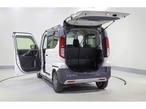 Suzuki Spacia Gear