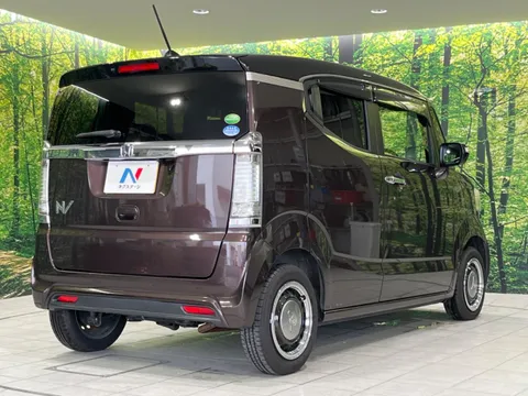 Honda N-BOX Slash