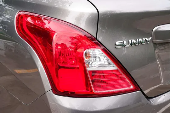 Nissan Sunny