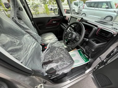 Suzuki Spacia Custom