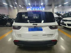 Jeep Grand Commander