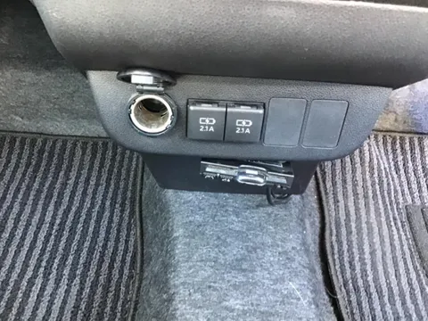 Daihatsu Mira Tocot