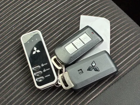 Mitsubishi eK Custom