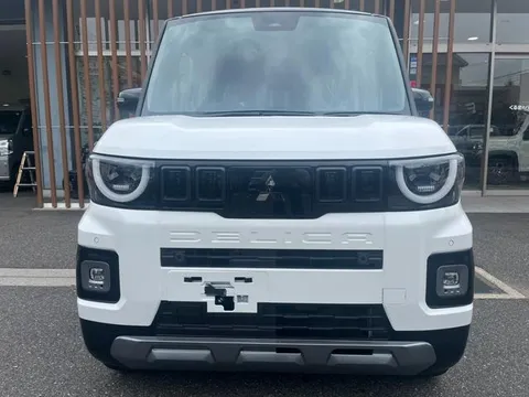 Mitsubishi Delica Mini