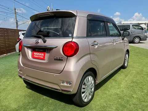 Daihatsu Cast