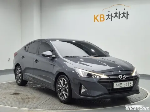 Hyundai Elantra (Avante)
