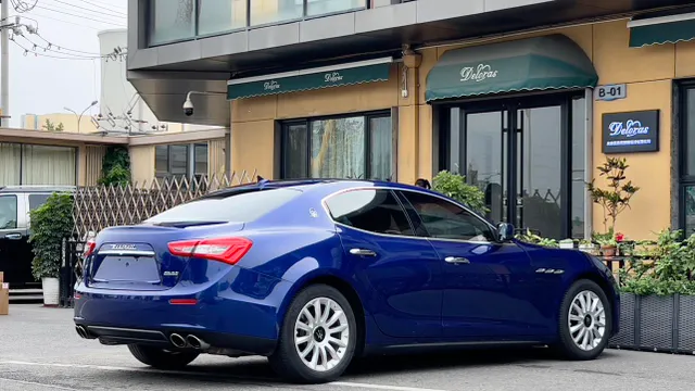 Maserati Ghibli