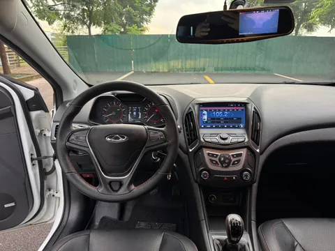 Chery Arrizo 5