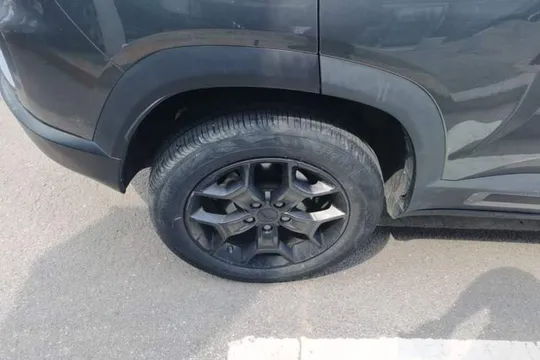 Geely Icon