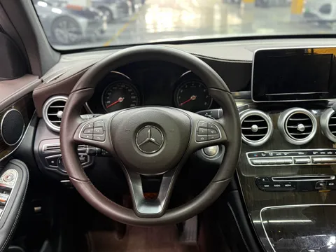 Mercedes-Benz Mercedes-Benz GLC