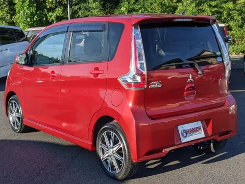 Mitsubishi eK Custom