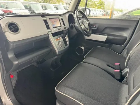 Mazda Flair Crossover