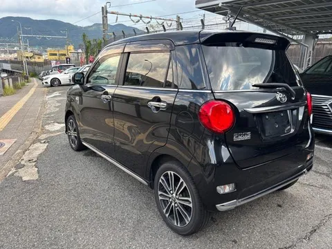 Toyota Pixis Joy