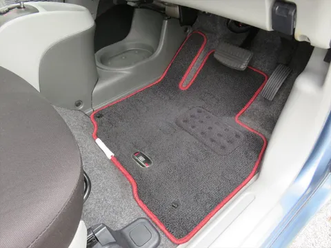 Mitsubishi I